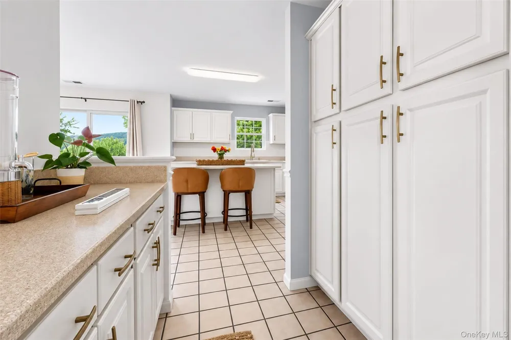 28 E Hill Road Cortlandt Manor, NY 10567