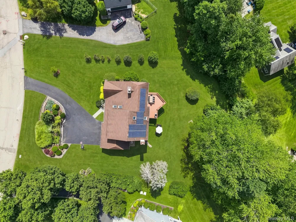 28 E Hill Road Cortlandt Manor, NY 10567