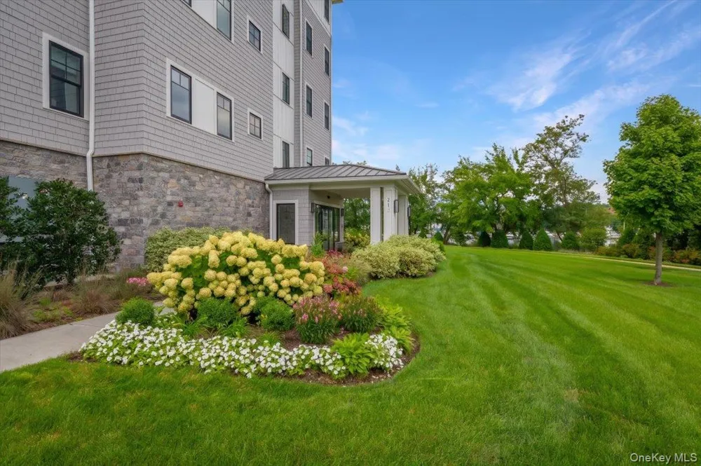 710 Davenport Avenue #7 New Rochelle, NY 10805