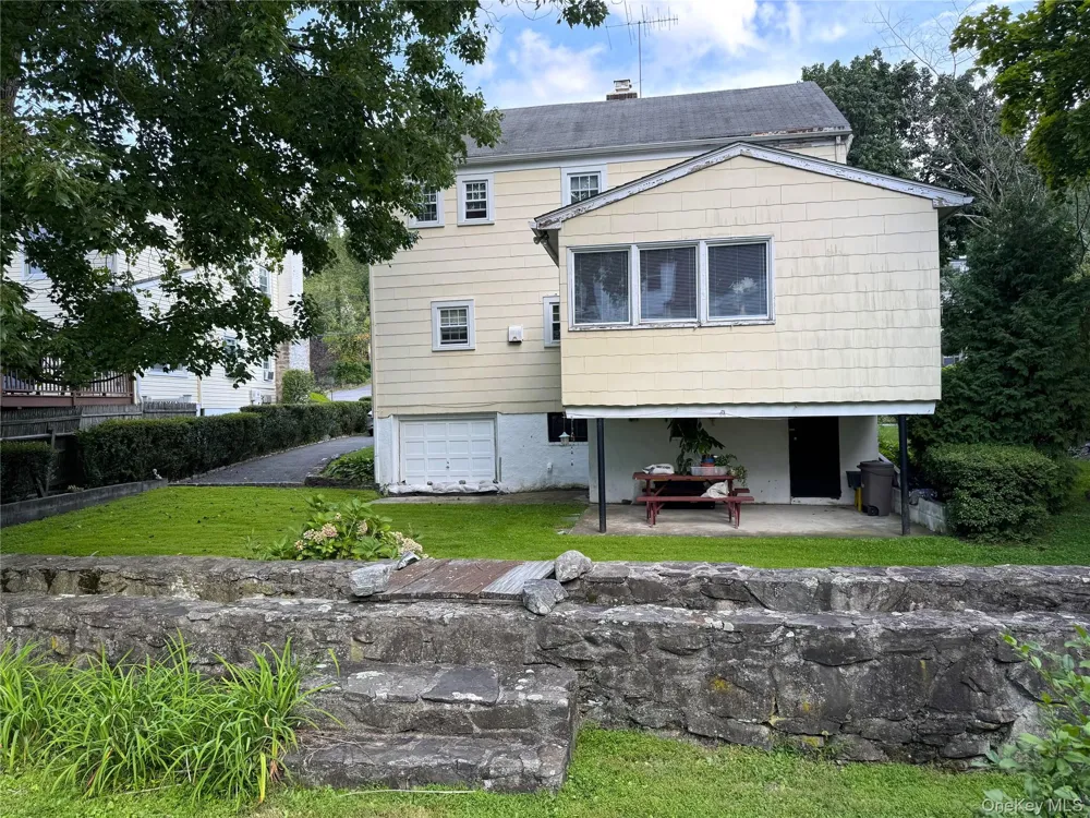 20 Elaine Terrace Yonkers, NY 10701