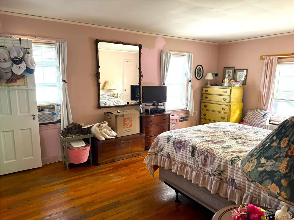 20 Elaine Terrace Yonkers, NY 10701