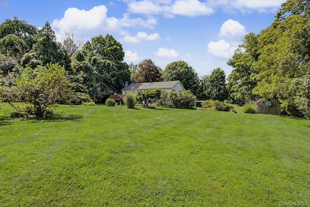 1564 Old Baldwin Road Yorktown Heights, NY 10598