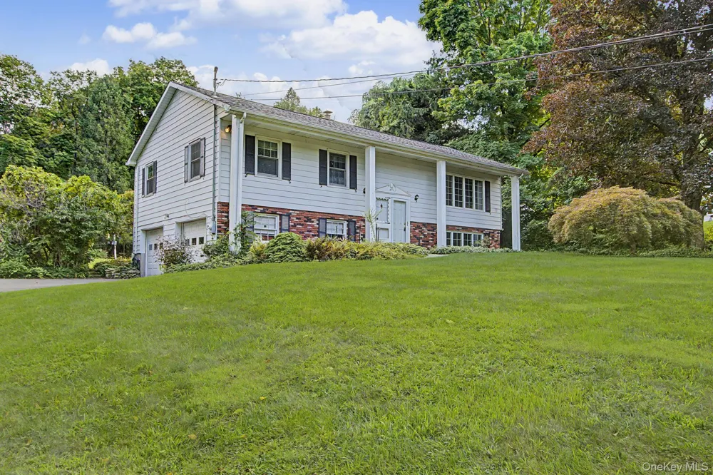 1564 Old Baldwin Road Yorktown Heights, NY 10598