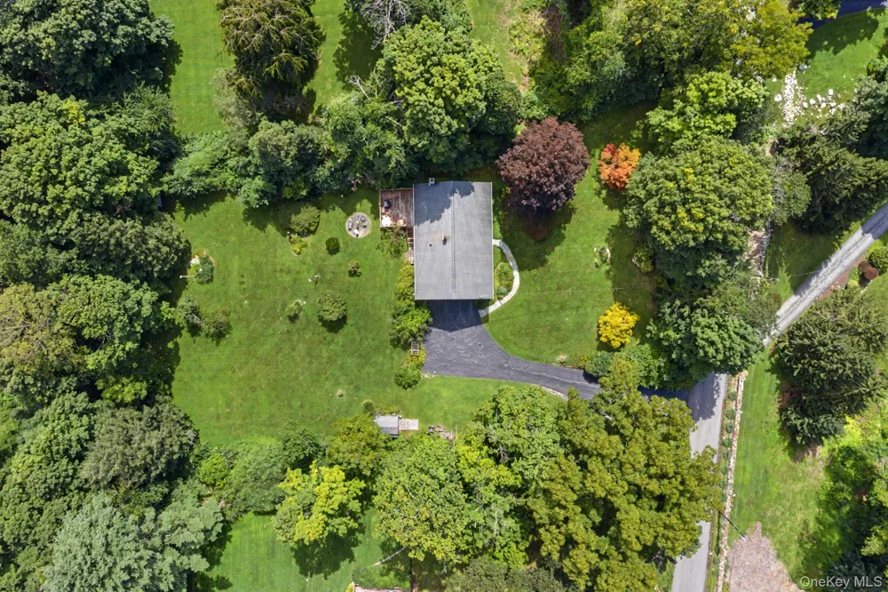 1564 Old Baldwin Road Yorktown Heights, NY 10598