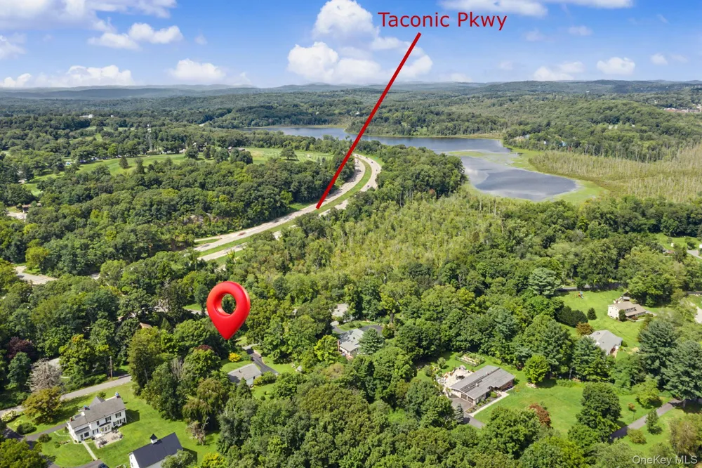 1564 Old Baldwin Road Yorktown Heights, NY 10598