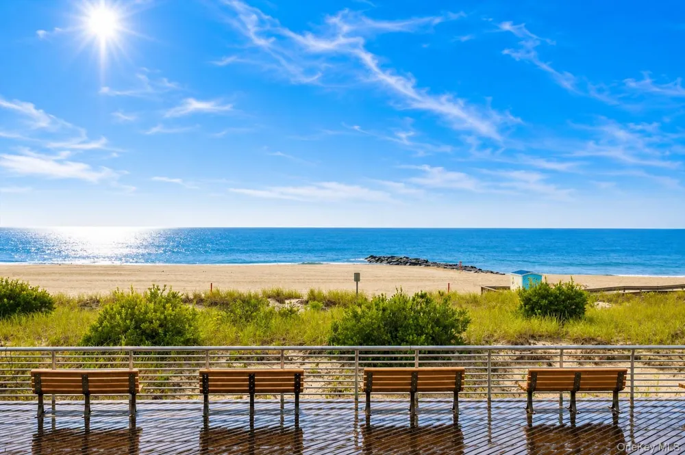 370 W Broadway #1D Long Beach, NY 11561