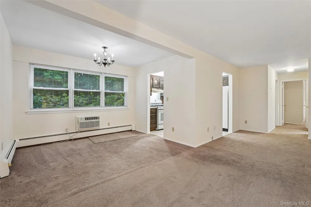 192 Doxbury Lane Suffern, NY 10901