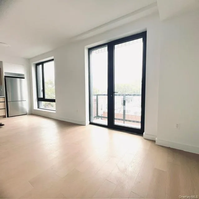 1807 66th Street #4A Brooklyn, NY 11204
