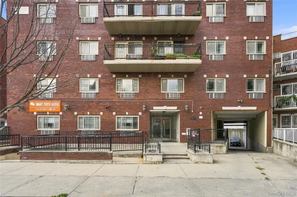 7617 46th Avenue #2C Elmhurst, NY 11373