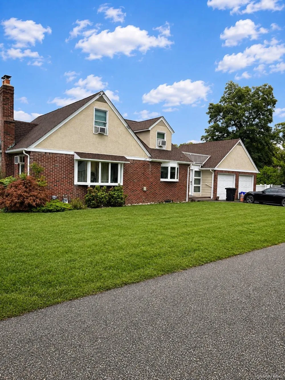 49 Seafield Lane Bay Shore, NY 11706