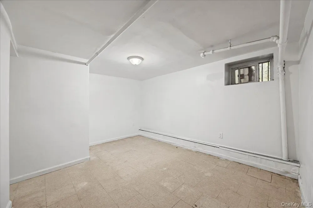 512 Warburton Avenue Yonkers, NY 10701