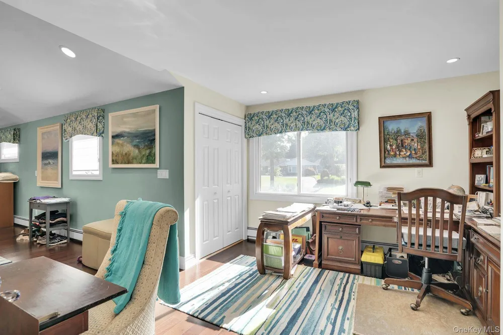 14 Tree Hollow Lane Dix Hills, NY 11746