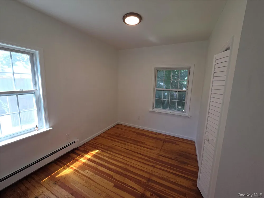 41 Lakewood Street Wyandanch, NY 11798