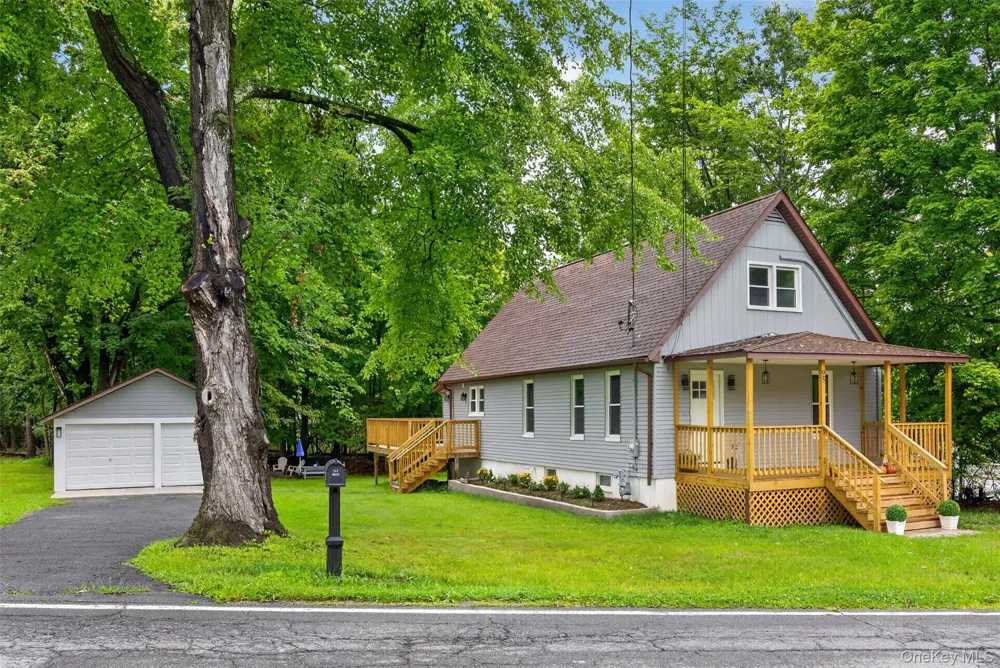 95 Silver Lake Sctn Road Middletown, NY 10940