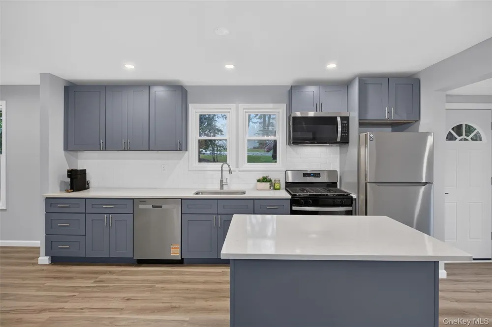 95 Silver Lake Sctn Road Middletown, NY 10940