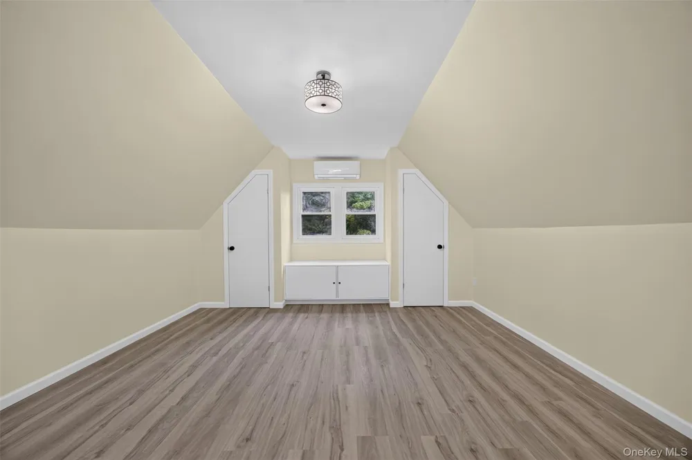95 Silver Lake Sctn Road Middletown, NY 10940