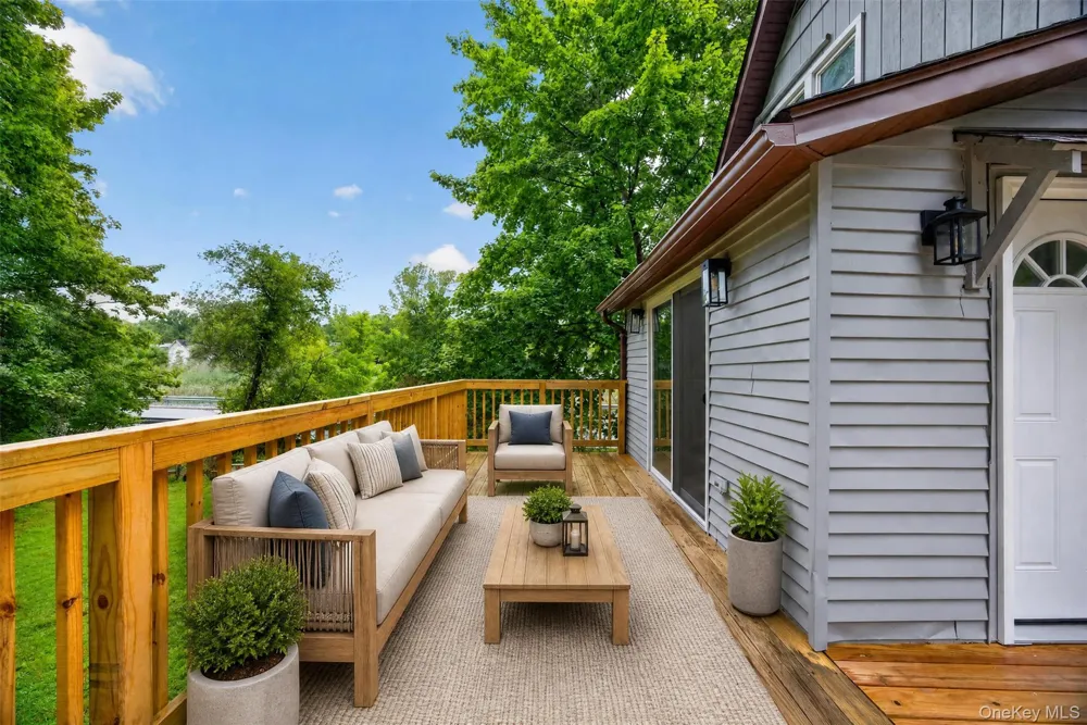 95 Silver Lake Sctn Road Middletown, NY 10940