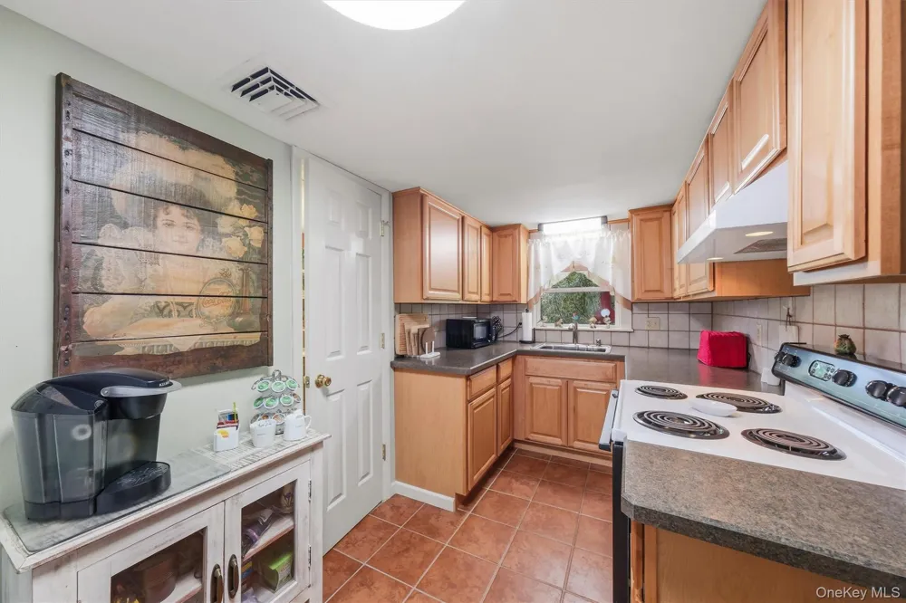 6725 - 6727 Route 82 #6725 Stanfordville, NY 12581