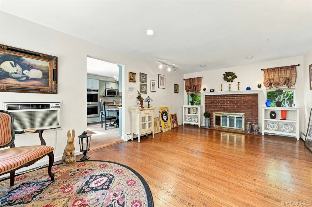 40 Cliftwood Drive Huntington, NY 11743