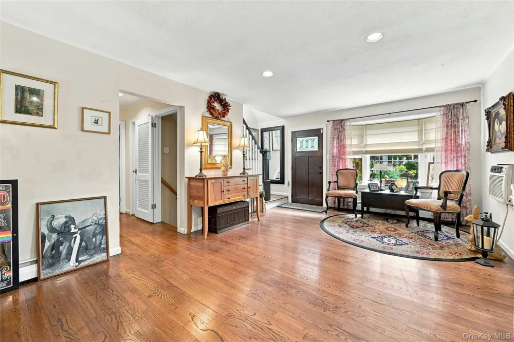 40 Cliftwood Drive Huntington, NY 11743