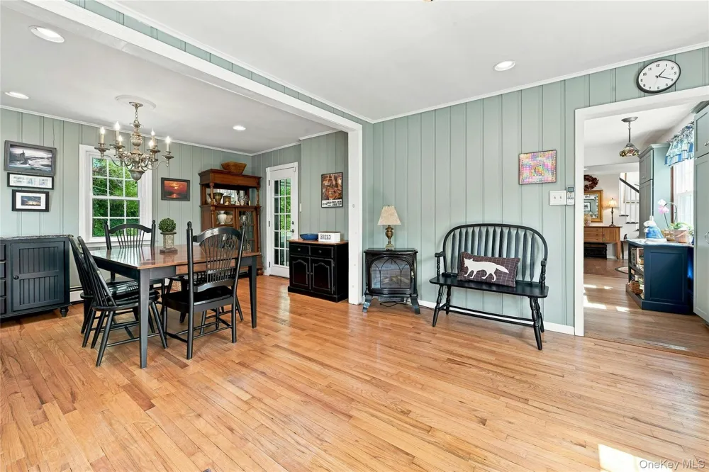 40 Cliftwood Drive Huntington, NY 11743