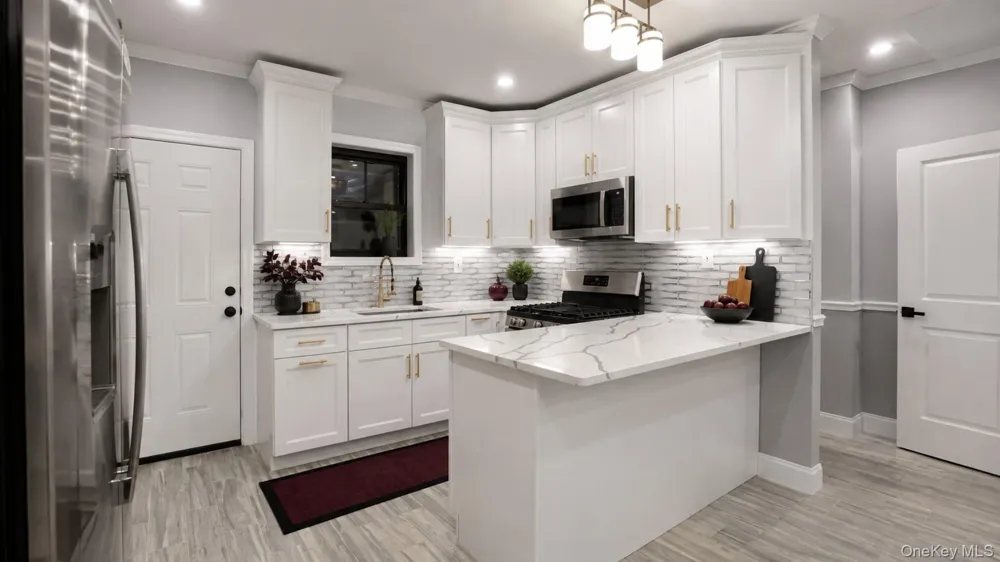 128 E 238th Street Bronx, NY 10470