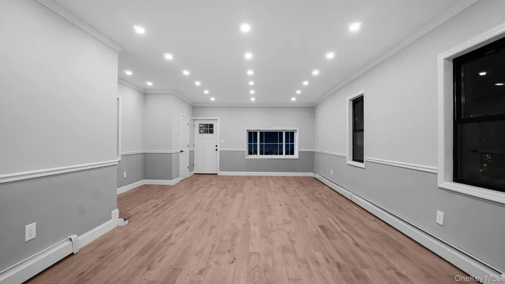 128 E 238th Street Bronx, NY 10470