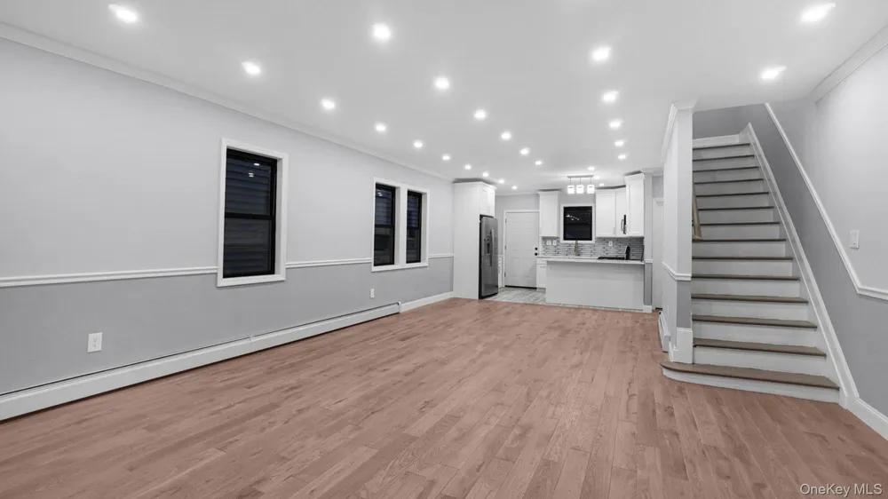 128 E 238th Street Bronx, NY 10470