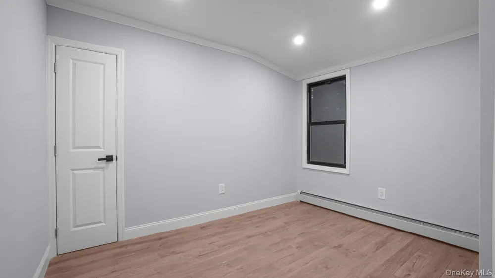 128 E 238th Street Bronx, NY 10470