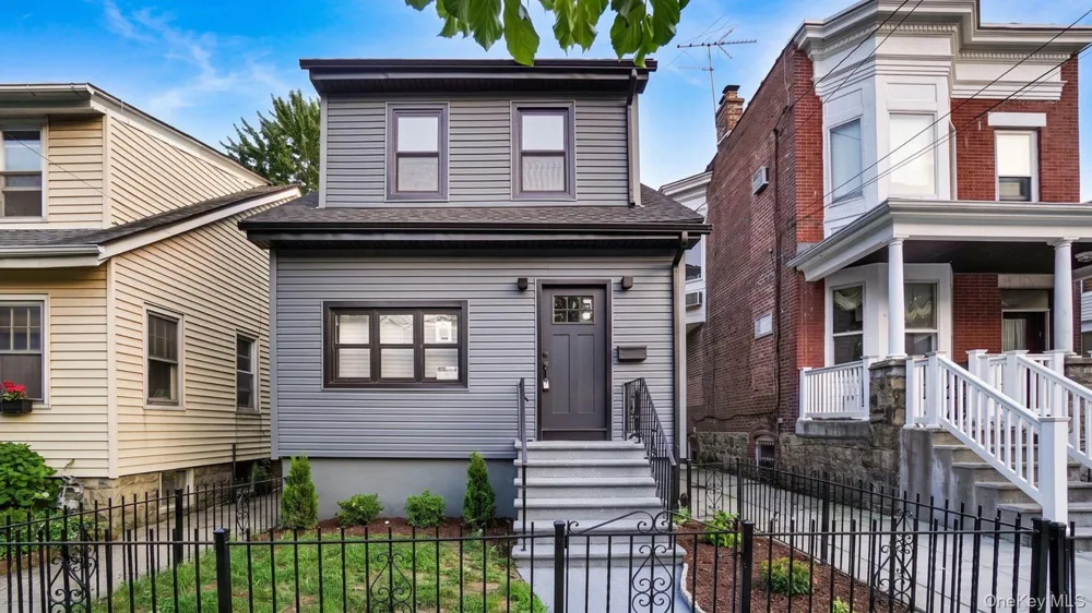 128 E 238th Street Bronx, NY 10470