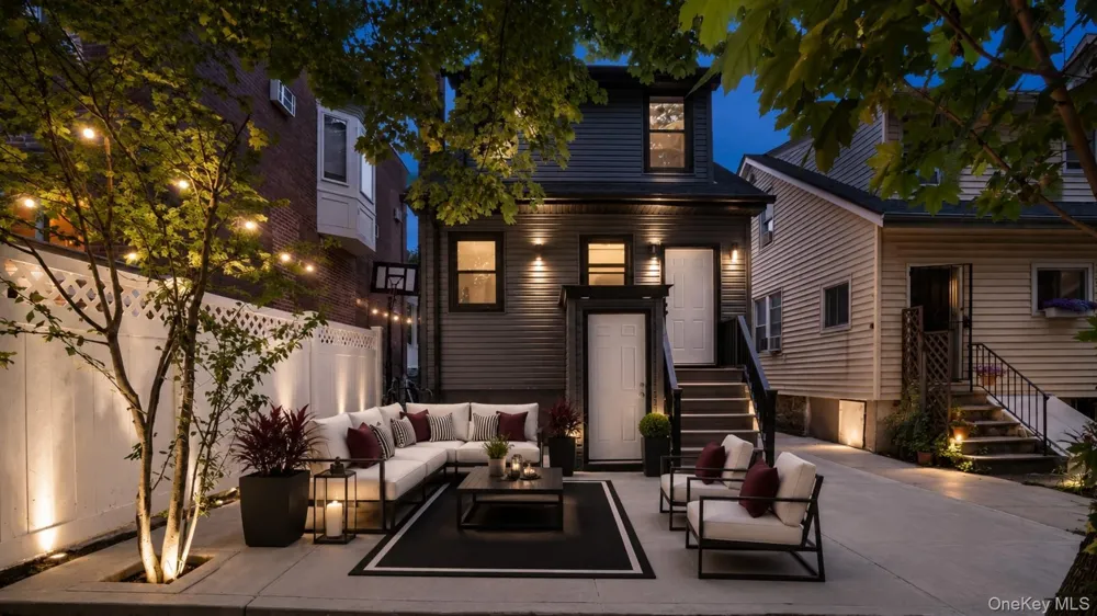128 E 238th Street Bronx, NY 10470