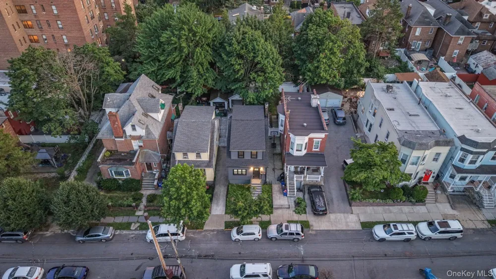 128 E 238th Street Bronx, NY 10470