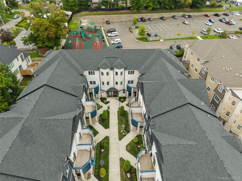 5205 Corner Street Spring Valley, NY 10977