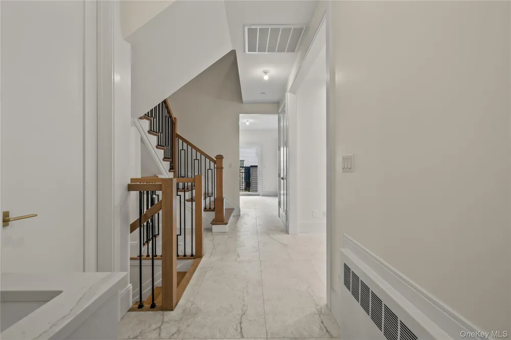 5205 Corner Street Spring Valley, NY 10977