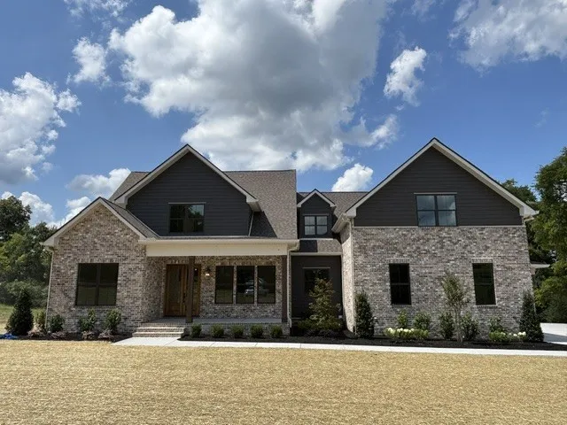35 Gambil Cove Mount Juliet, TN 37122
