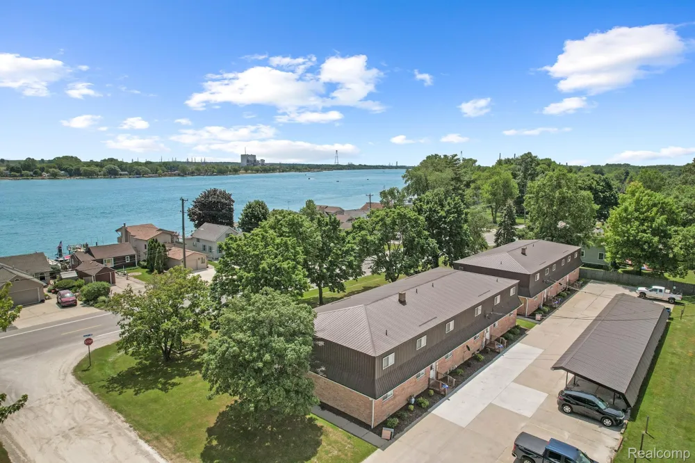 1600 Oakland Street #A-3 St Clair City, MI 48079