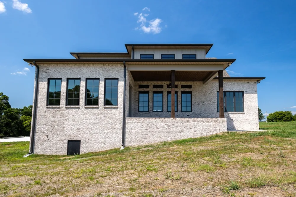 2468 Horn Springs Lebanon, TN 37087