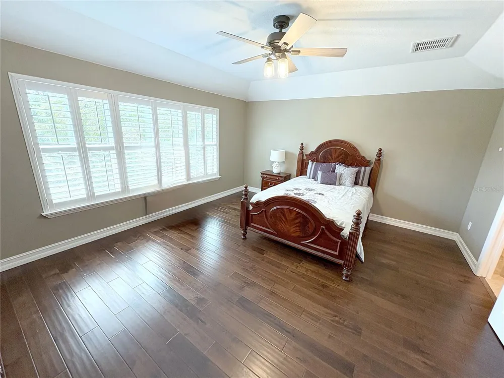 9632 BAY GROVE LANE Tampa, FL 33615