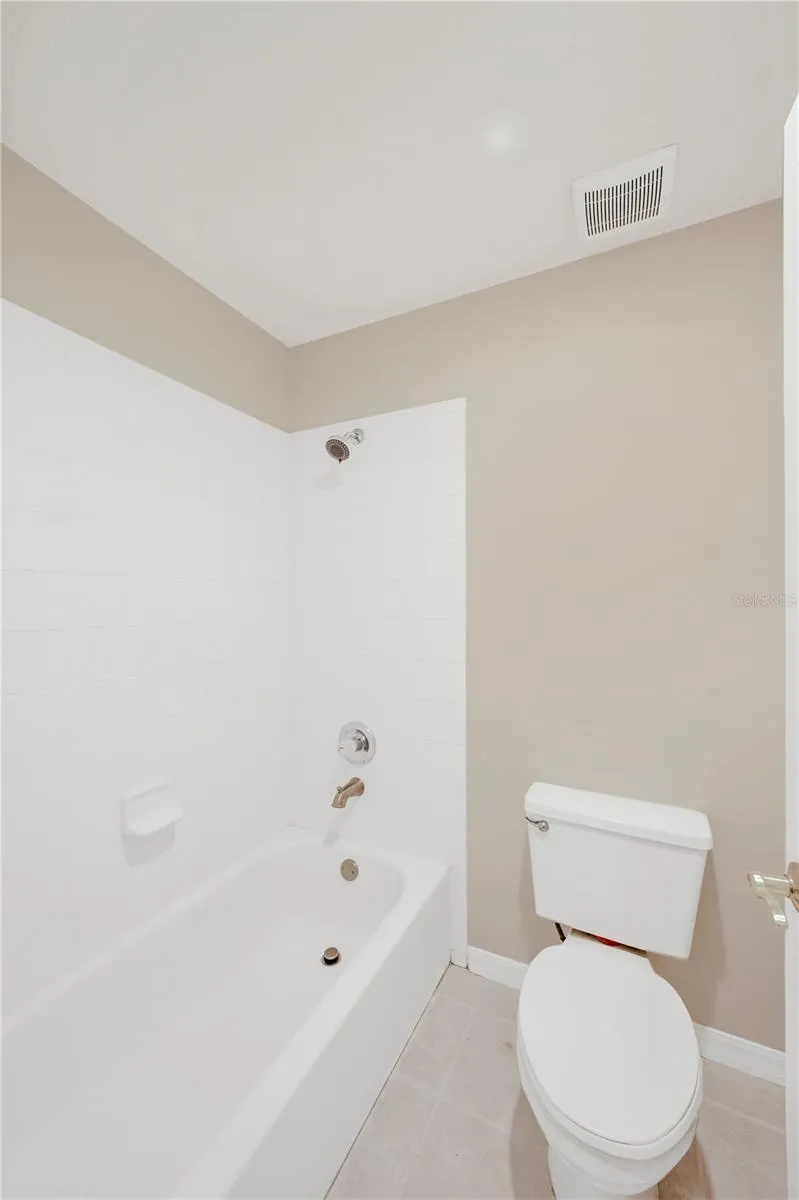 2304 DELAMERE COURT Valrico, FL 33596