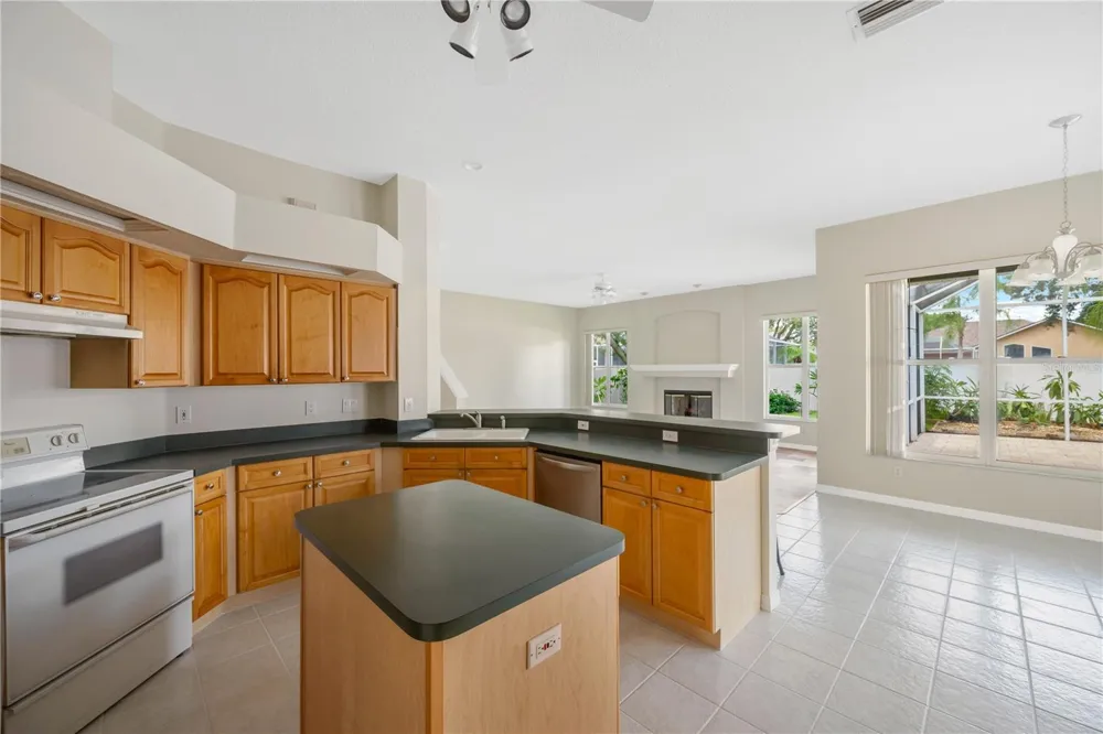 2304 DELAMERE COURT Valrico, FL 33596