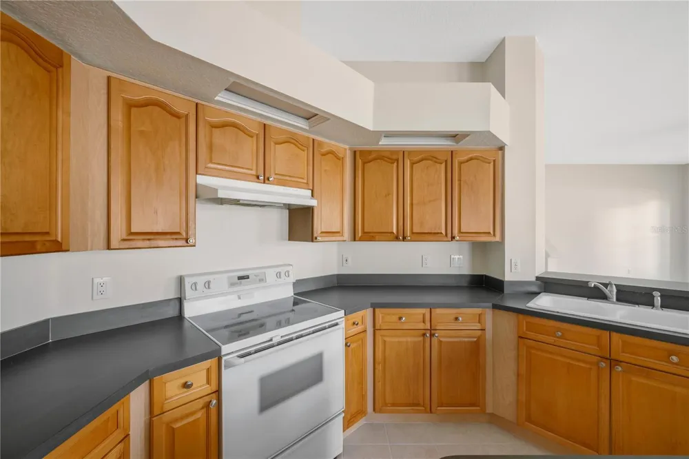 2304 DELAMERE COURT Valrico, FL 33596
