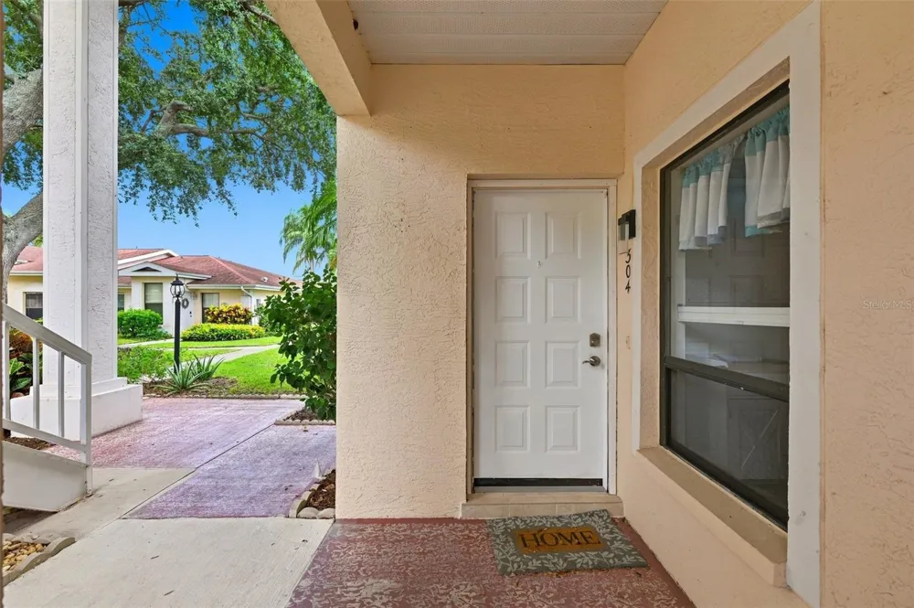 304 KELSEY WAY Sun City Center, FL 33573
