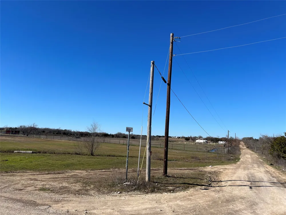 1300 County Road 217 Florence, TX 76527