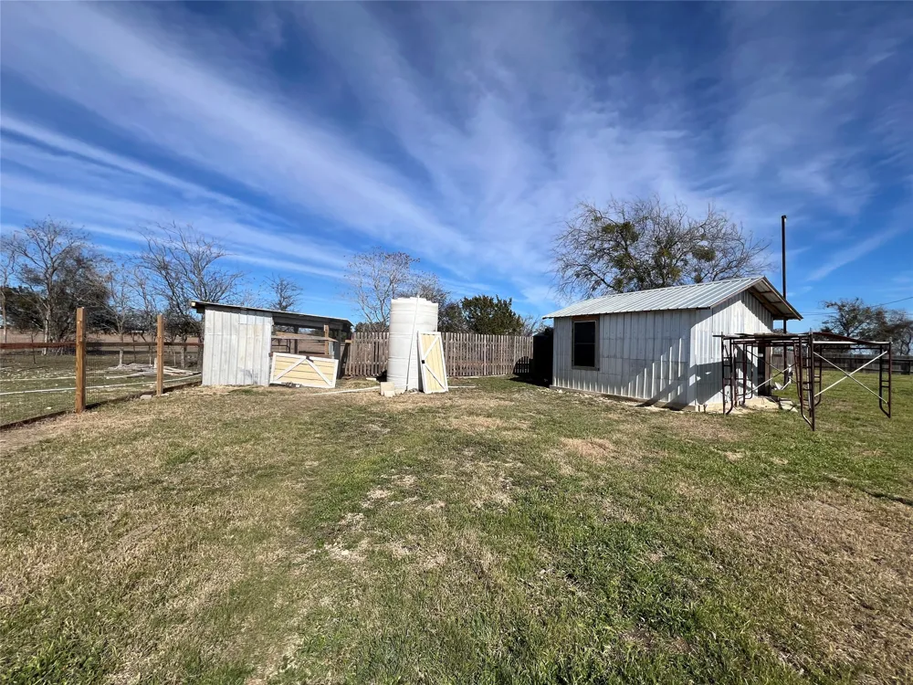 1300 County Road 217 Florence, TX 76527