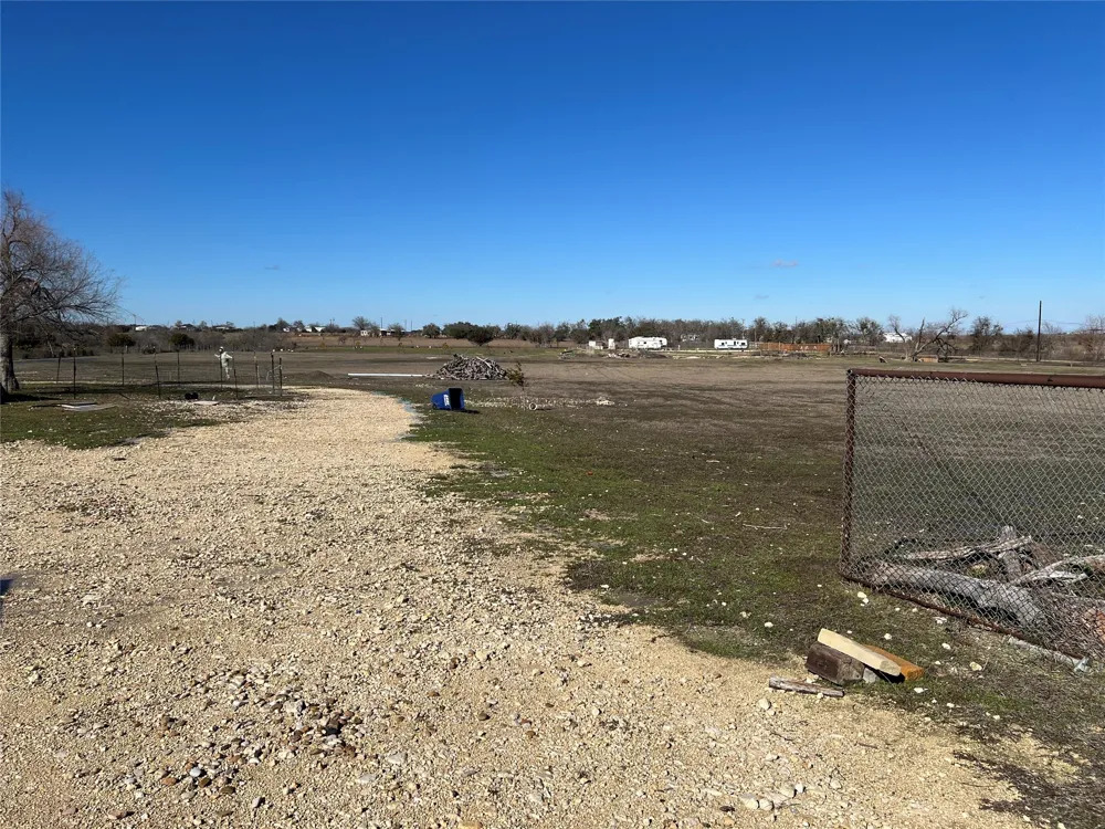 1300 County Road 217 Florence, TX 76527