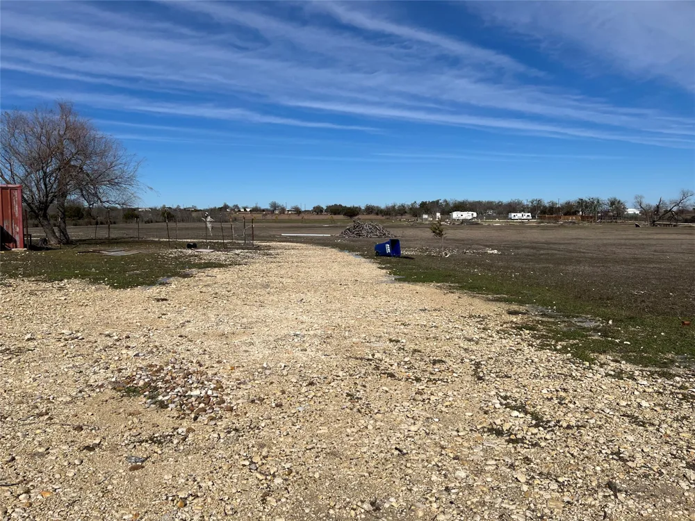 1300 County Road 217 Florence, TX 76527