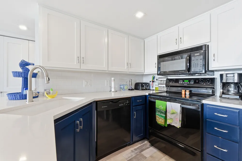 1601 Judy Lynn Drive #106 Spicewood, TX 78669