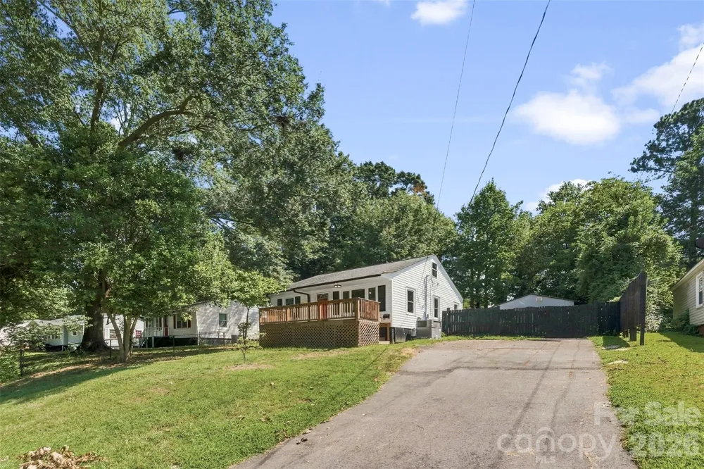 816 S Weldon Street Gastonia, NC 28052