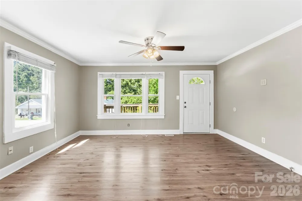 816 S Weldon Street Gastonia, NC 28052
