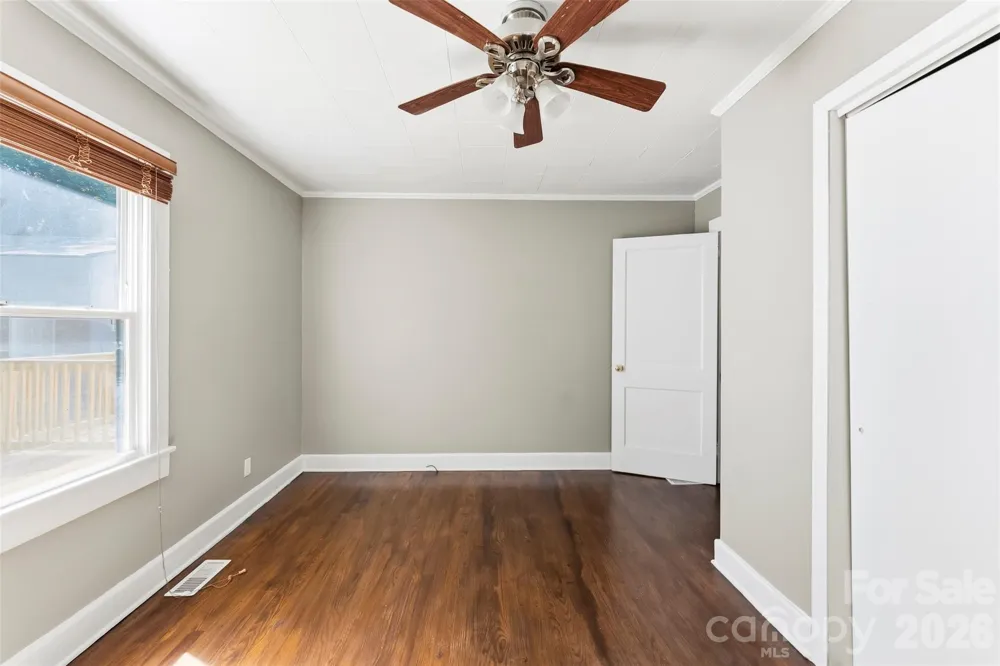 816 S Weldon Street Gastonia, NC 28052